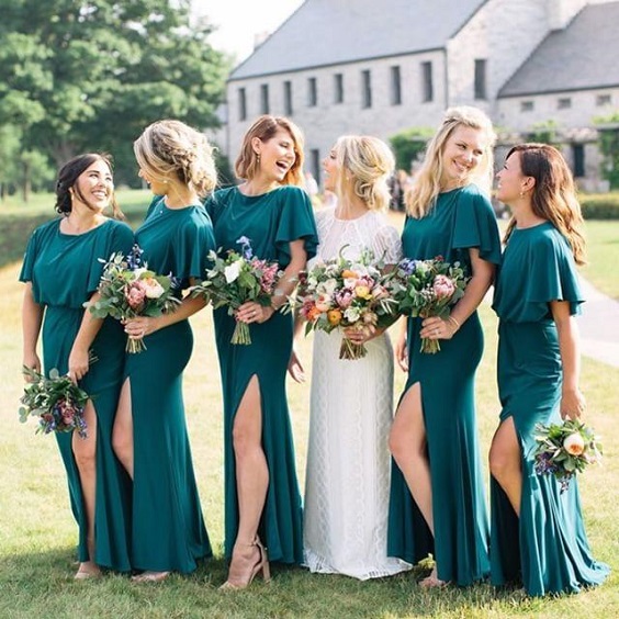 https://www.colorswedding.com/wp-content/uploads/wysiwyg/blog/wp/w349/w349_dark_teal_bridesmaid_dresses_with_dusty_rose_bouquets_for_dark_teal_and_dusty_rose_vintage_rose_wedding.jpg